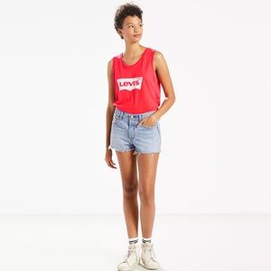 Levi’s 501 Women’s Shorts. Medium Wash